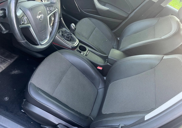 Opel Astra cena 27999 przebieg: 151000, rok produkcji 2011 z Trzebinia małe 466